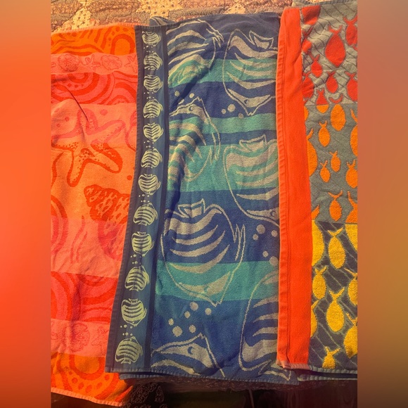 Beach towels, tropical prints - Picture 4 of 8